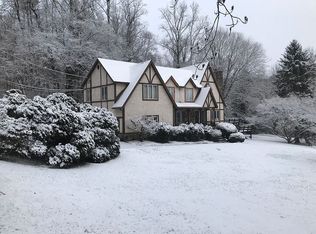 611 Skyline Dr, Clinton, TN 37716