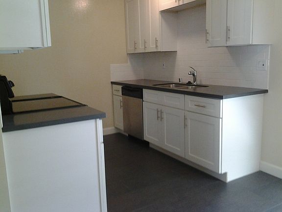 2nd image of 3477 Maricopa St APT 8