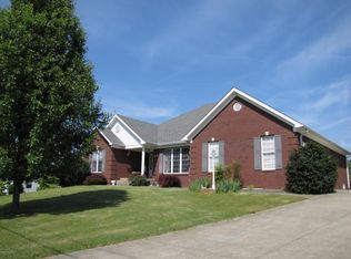 587 Bates Ln, Shepherdsville, KY 40165