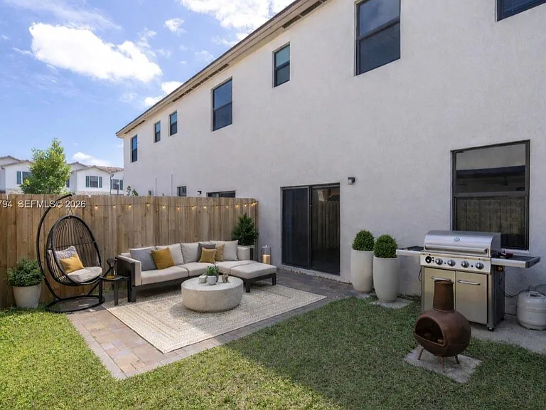 23077 SW 129th Pl — Photo 16