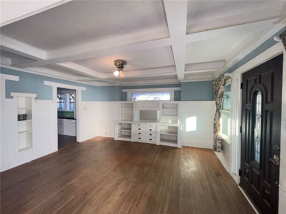 5th image of 4143 Alta Vista Dr