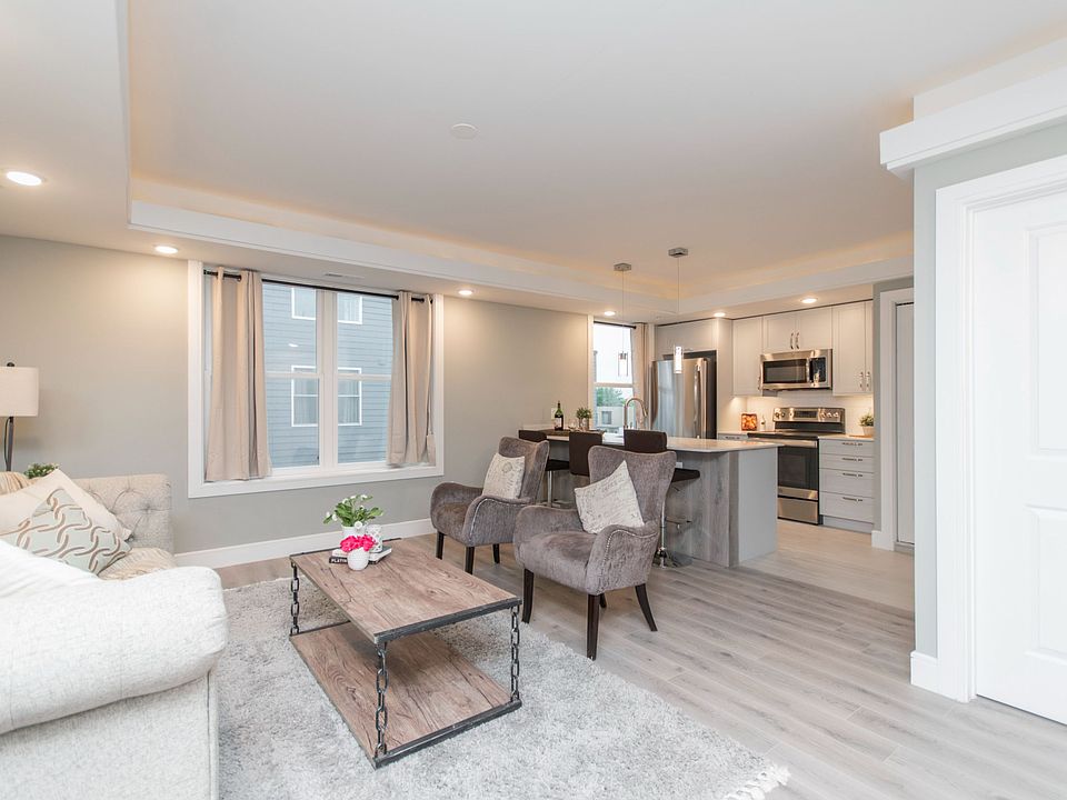 1st image of 1133 E Columbia Ave #406