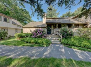 38 Mallard Dr #38, Avon, CT 06001