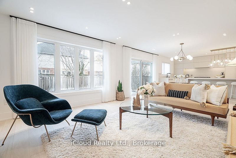 Burlington House for rent - 5 Bedrooms — photo 21