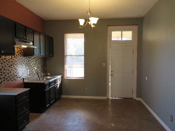2nd image of 2700 Chippewa St Unit C