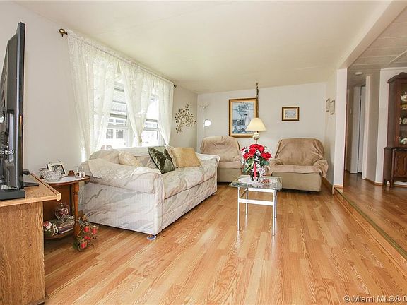 5th image of 8551 SW 20th Ct
