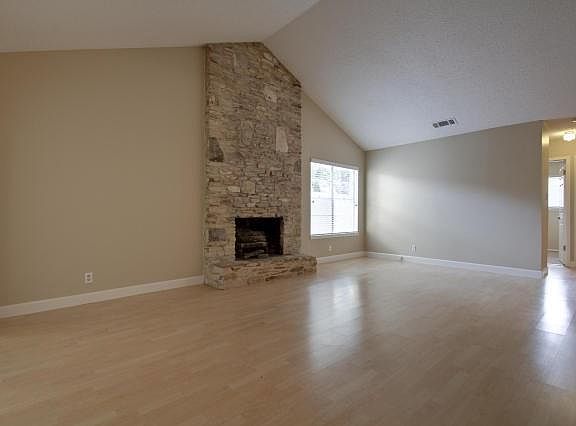4th image of 8001 Pinedale Cv #A