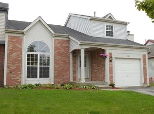 1905 Barnhill Dr, Mundelein, IL 60060