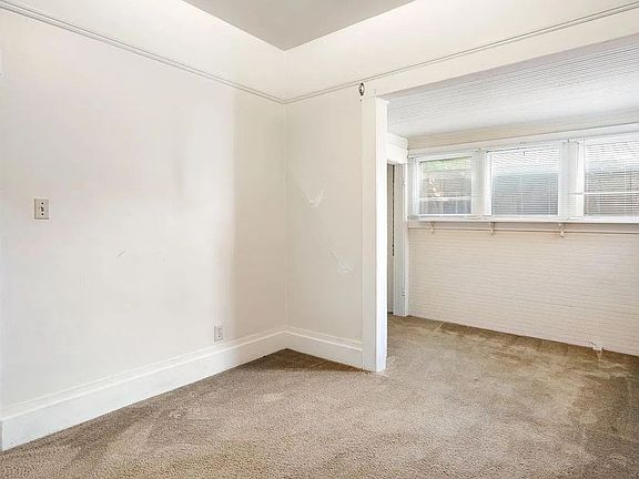 5th image of 705-709 Tupper St