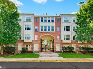 2791 Centerboro Dr APT 380, Vienna, VA 22181
