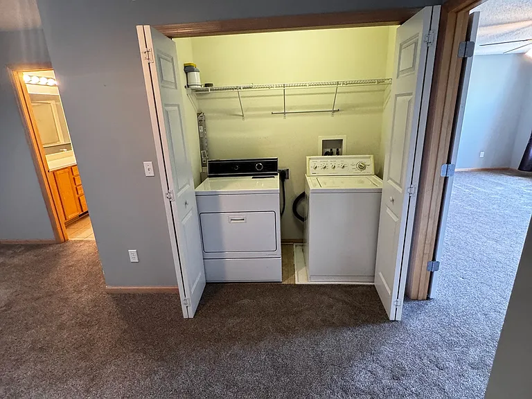 12210 Urbank St NE #B — Photo 17