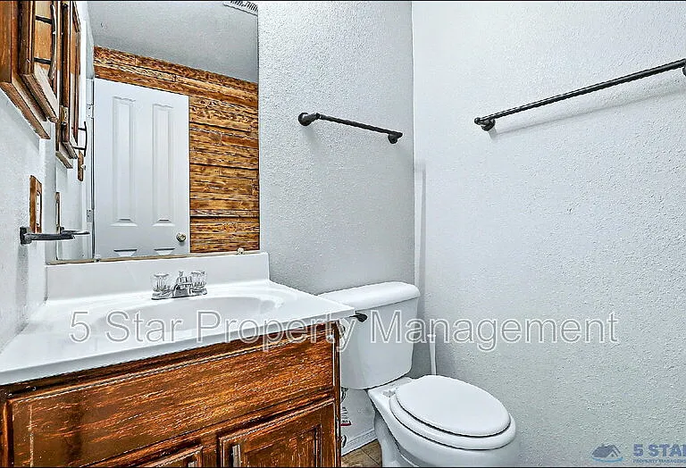 3140 Tierra Agave Dr — Photo 10