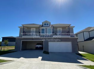 4199 W Santa Fe St #2, Fayetteville, AR 72704