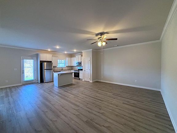 5th image of 200 Harvest Ridge Ln #B