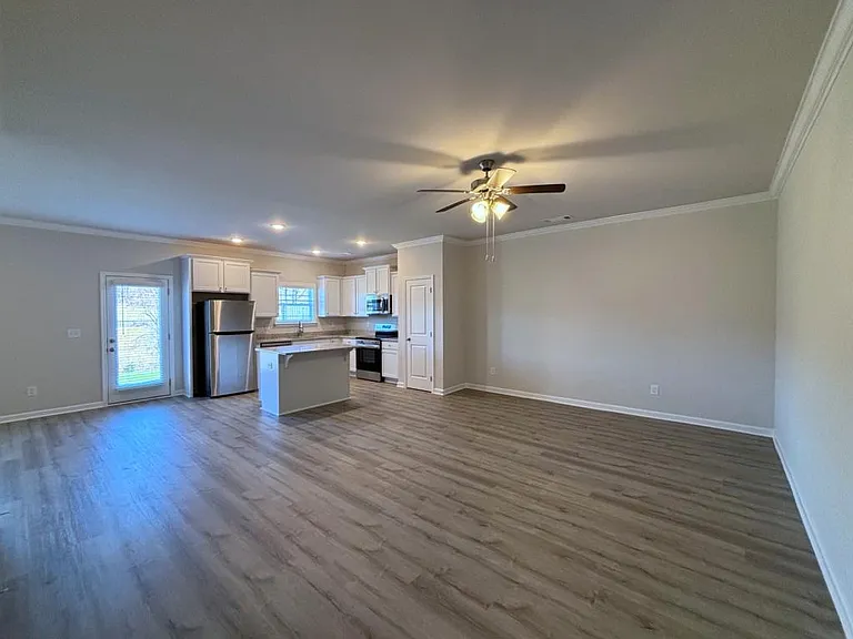200 Harvest Ridge Ln #B — Photo 6