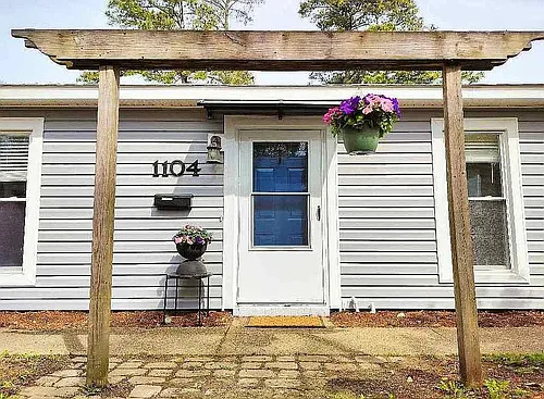 1104 Parks Ave Photo 1