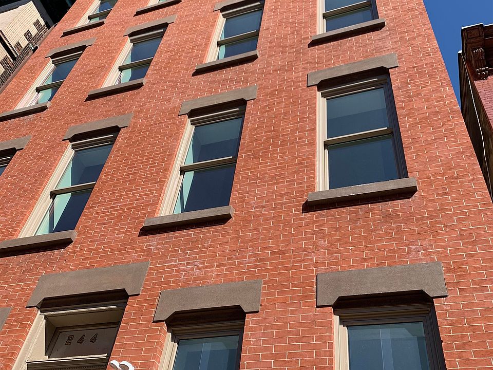 1st image of 244 2nd St #4R