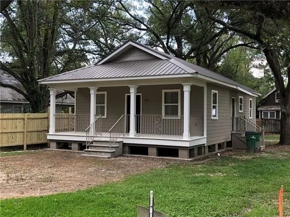 321 E Hornsby St, Covington, LA 70433