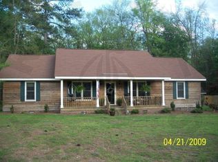 206 Holyoke Dr, Washington, NC 27889