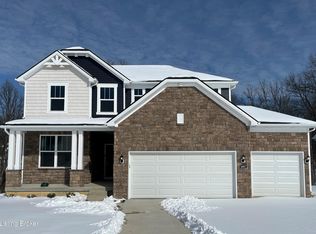 4007 Mosswood Ln, La Grange, KY 40031