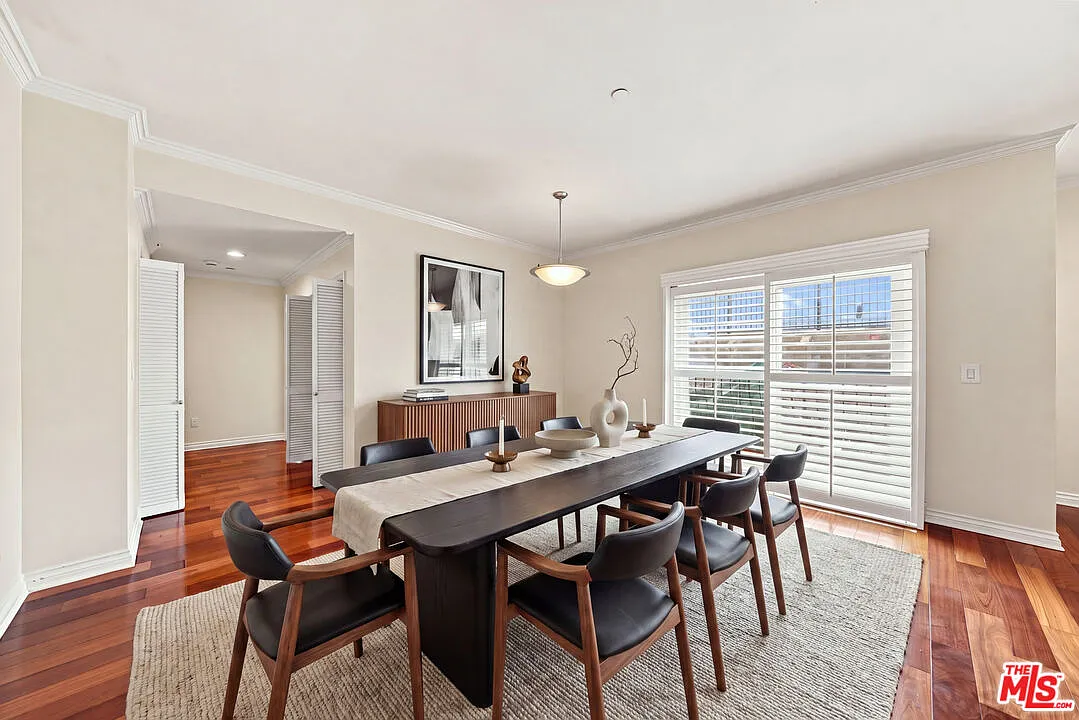 3 bed, 3.0 bath, 1850 sqft, $3,850 — Photo 4