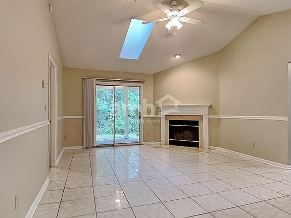 3rd image of 5724 Gasparilla Park Ct