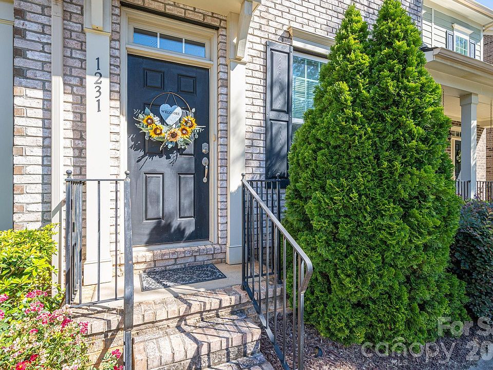 1st image of 1231 Assembly St