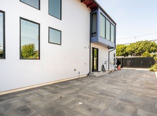 2943 Virginia Ave, Santa Monica, CA 90404