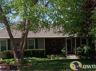 2000 NE Concord St, Lees Summit, MO 64086