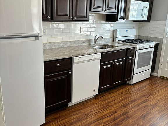 2nd image of 10 Summit Ave APT 2