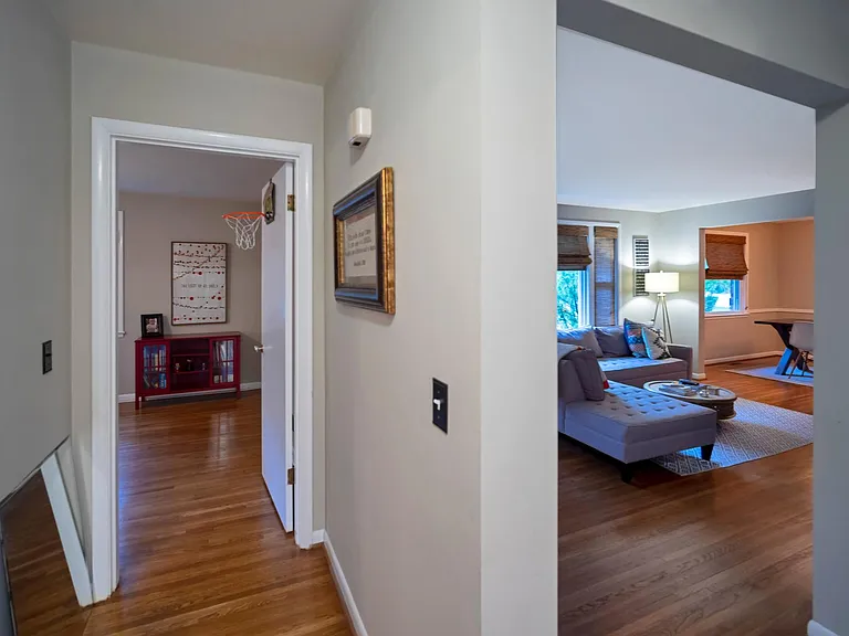 1008 Milesdale Dr — Photo 9
