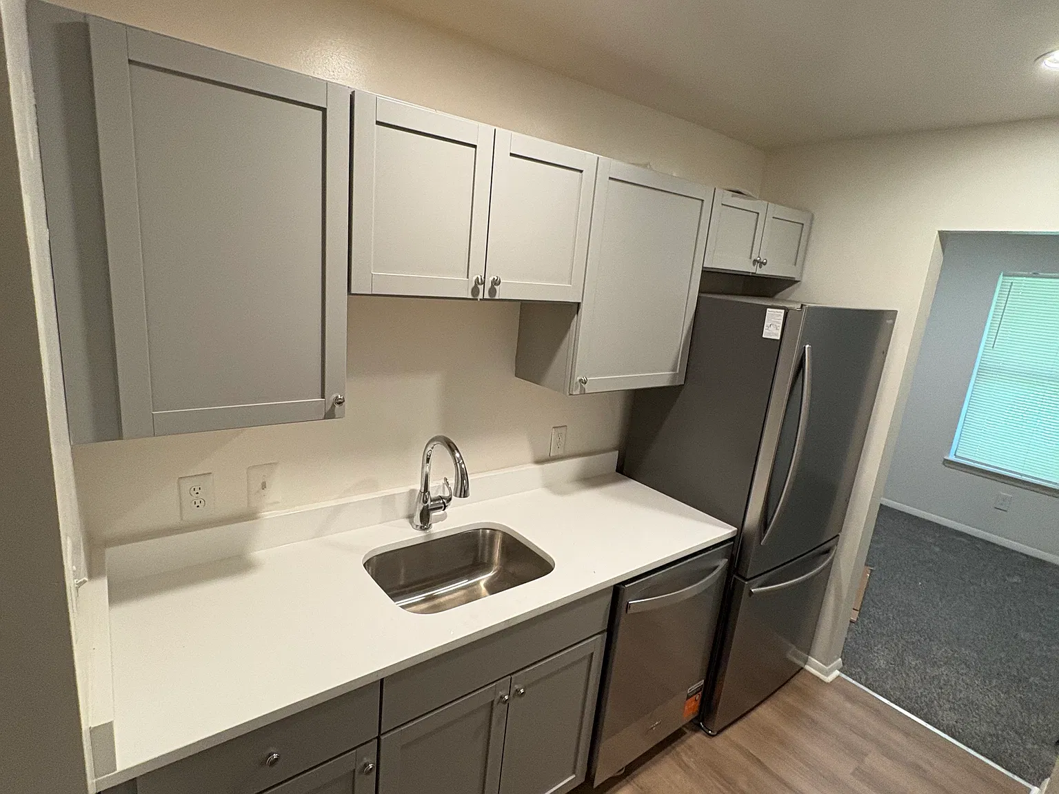 1 bed, 779 sqft, $1,649 — Photo 2