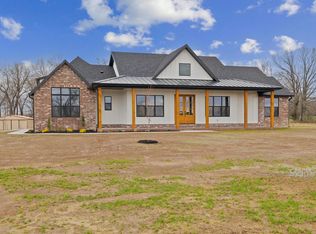 215 Summit Rd, Ozark, MO 65721