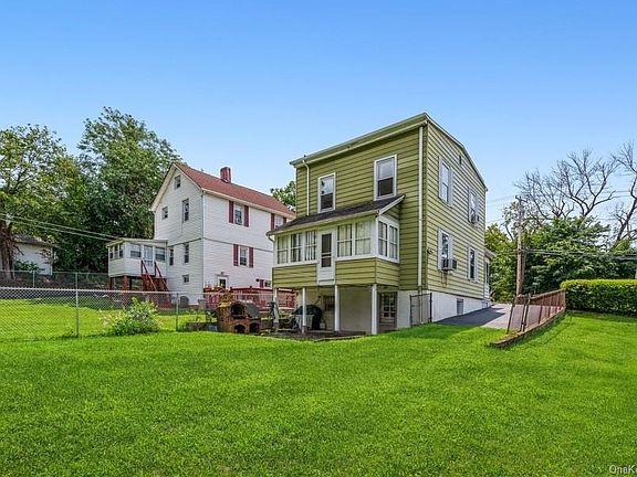 5th image of 364 South St
