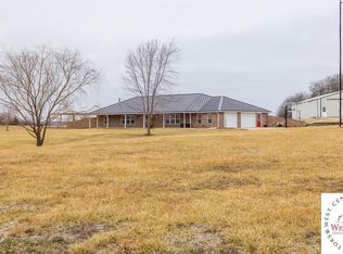 404 SE 521st Rd, Warrensburg, MO 64093