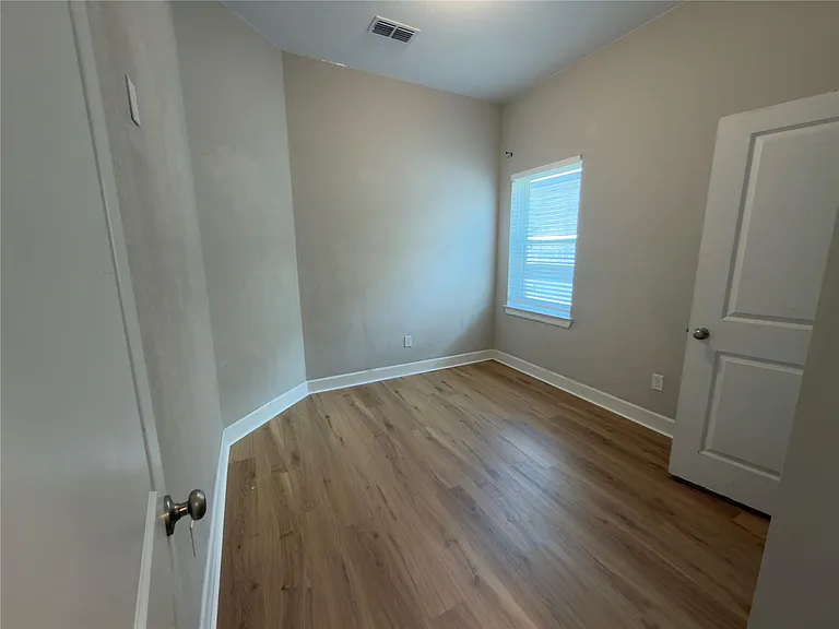 10727 Bridgeport Path Ct — Photo 17