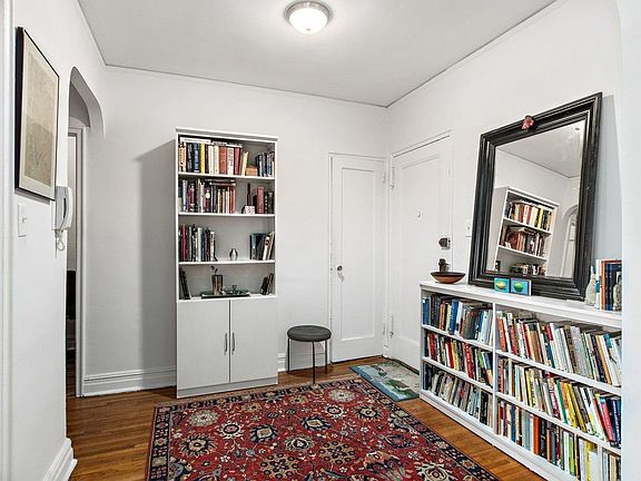4th image of 60 Plaza St E APT 6D