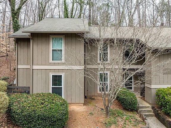 3rd image of 8740 Roswell Rd Unit 6A