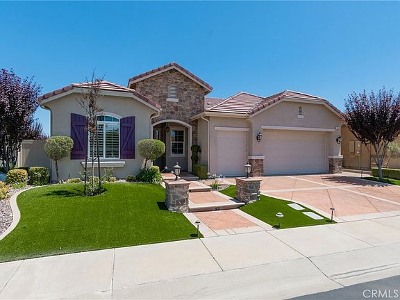 3rd image of 1535 Edgebrook