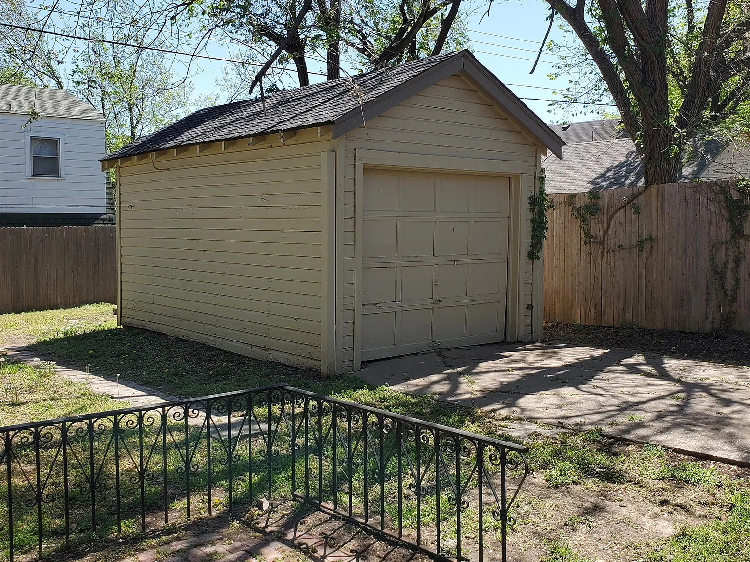 2224 North Indiana Avenue - 1 — Photo 4