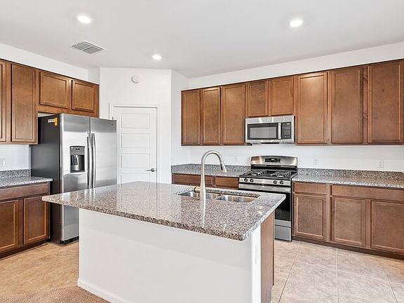 5th image of 7094 W Jadewood Ln