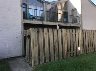 4710 Charecote Ln APT B, Columbus, OH 43220