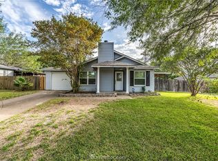 4721 Brompton Ln, Bryan, TX 77802