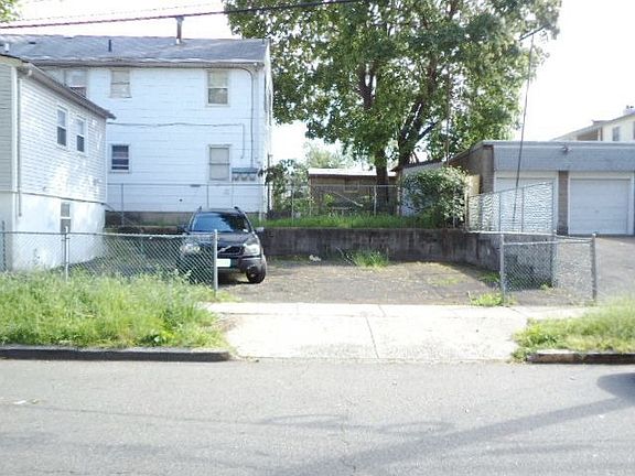 1 Parking Space Included