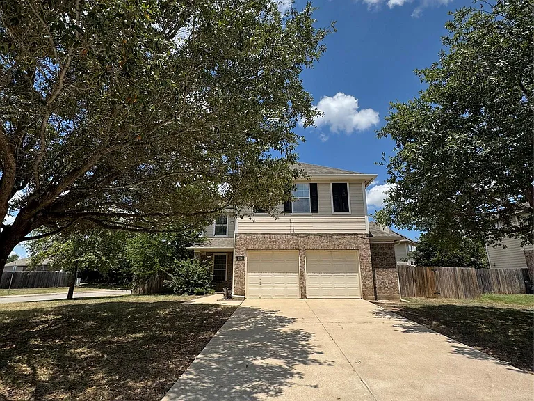 214 Winter St — Photo 1