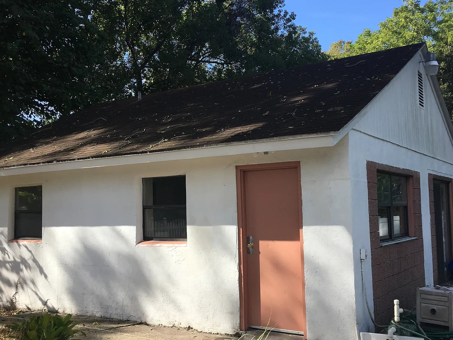 Studio, 550 sqft, $1,300 — Photo 1