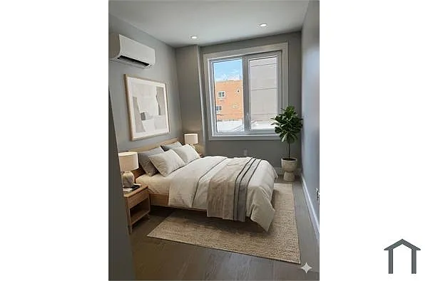 Building Photo - 352 Amboy St #1E