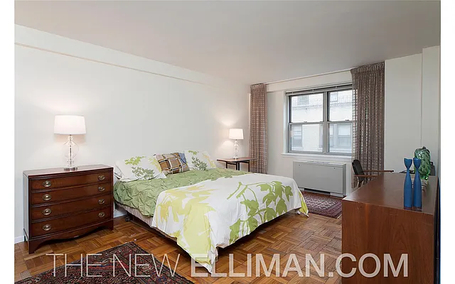 Sold by Douglas Elliman | media 33