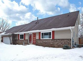 7368 Irvin Ave S, Cottage Grove, MN 55016