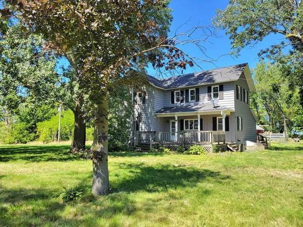 1426 Paw Paw Rd, Lee, IL 60530